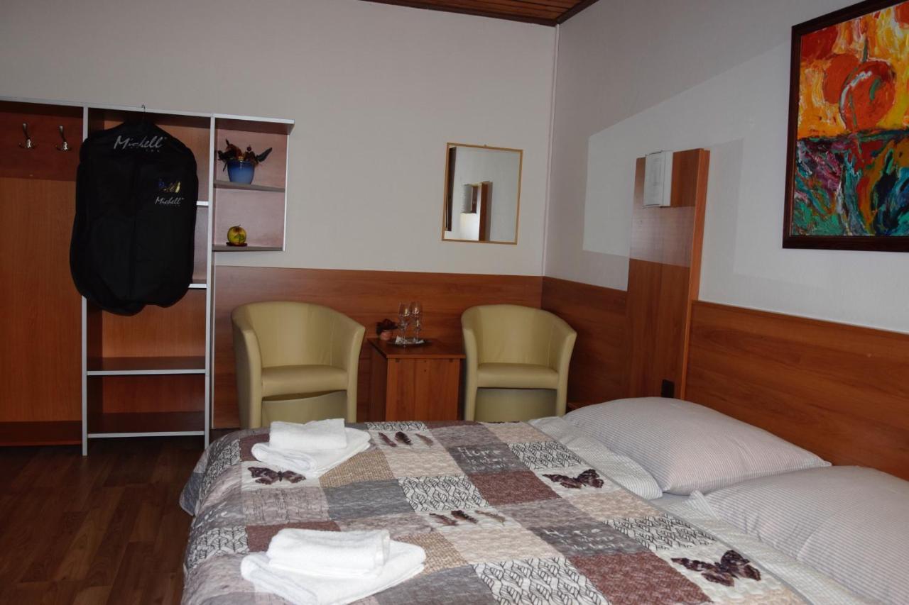 Hotel Privát Martin Esterno foto